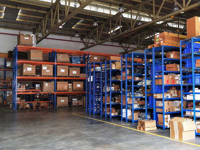 Why You Should Invest In A Racking System For Commercial Storage?