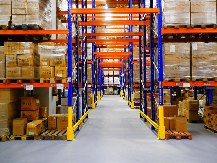 Precautions for use of pallet rack protector