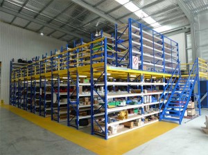 Heavy duty rack supported mezzanine floors