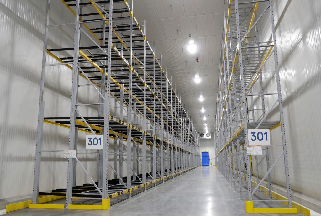 Cold storage and freezer pallet racking system solutions