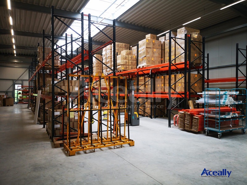 Nine frequently asked questions about pallet racking systems