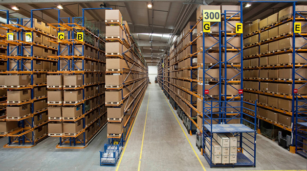 VNA pallet racking system