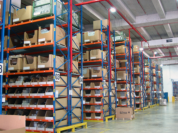 Advantages and precautions of VNA pallet racking system