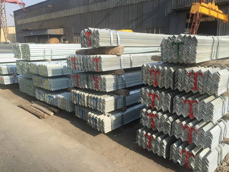 Production process of galvanized angle steel shelves