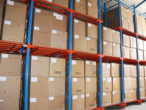 The essential differences between cold storage rack and general storage rack
