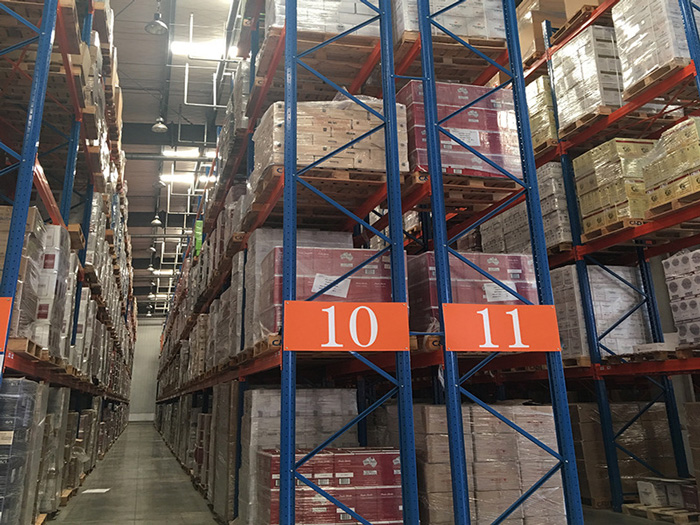 Warehouse Narrow Aisle Racking System Featured Image